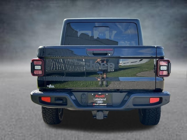2024 Jeep Gladiator