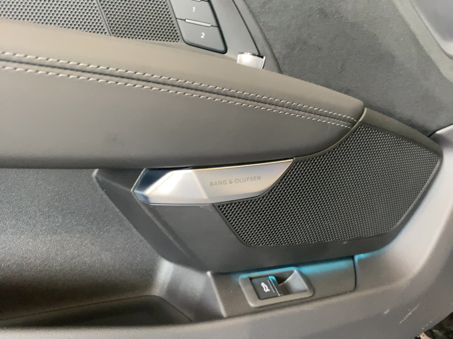Bild über Audi RS e-tron GT e-tron quattro performance 620 kW - für weitere Informationen kontaktieren Sie den Audi Partner