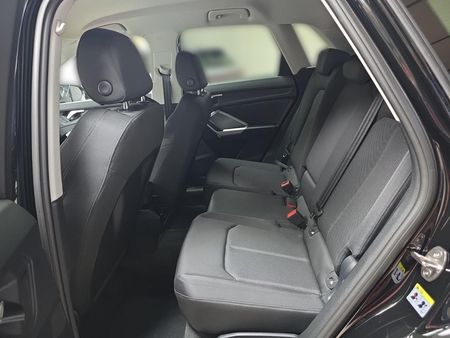 Bild über Audi Q3 TFSI 110 kW S tronic - für weitere Informationen kontaktieren Sie den Audi Partner