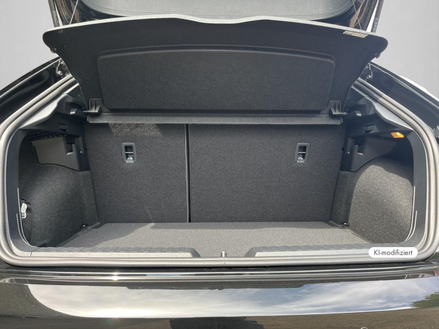 Bild über Audi A1 Sportback S line 30 TFSI S tronic - für weitere Informationen kontaktieren Sie den Audi Partner