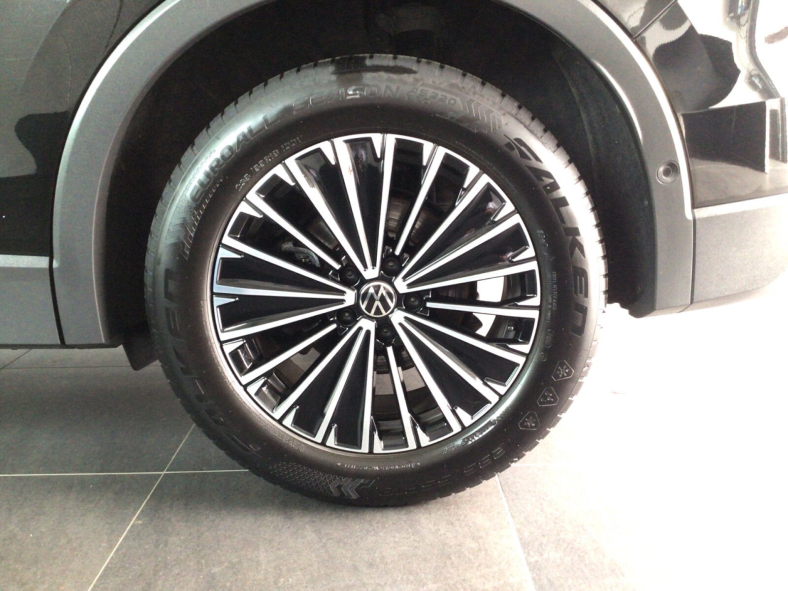 Volkswagen Tiguan – Bild 16