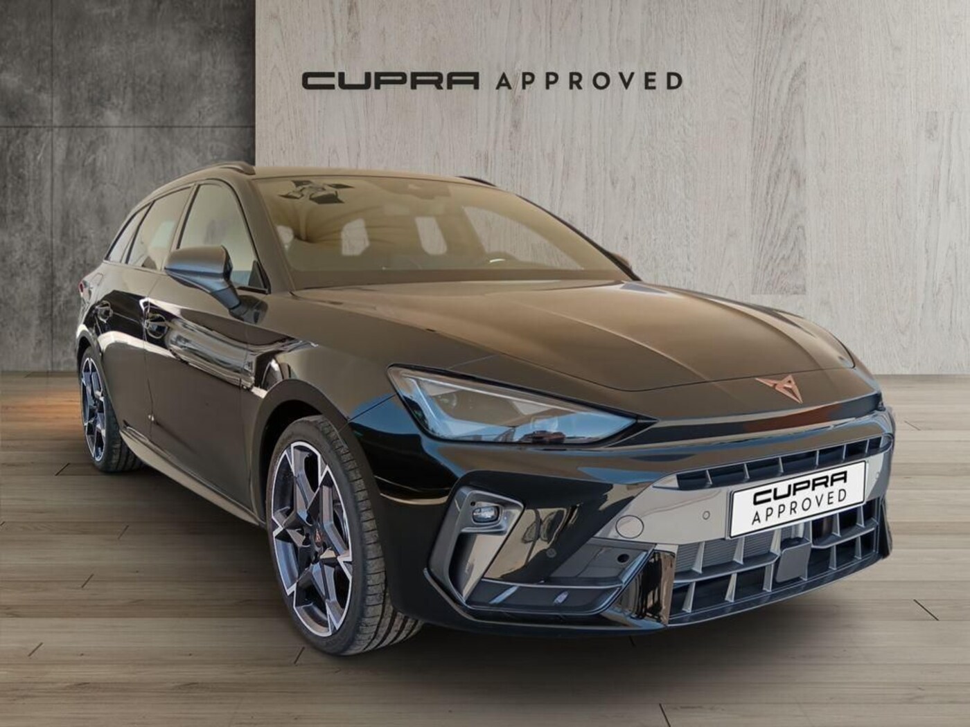 CUPRA Leon Sportstourer 1.5 eTSI DSG 110 kW (150 CV) — photo 1