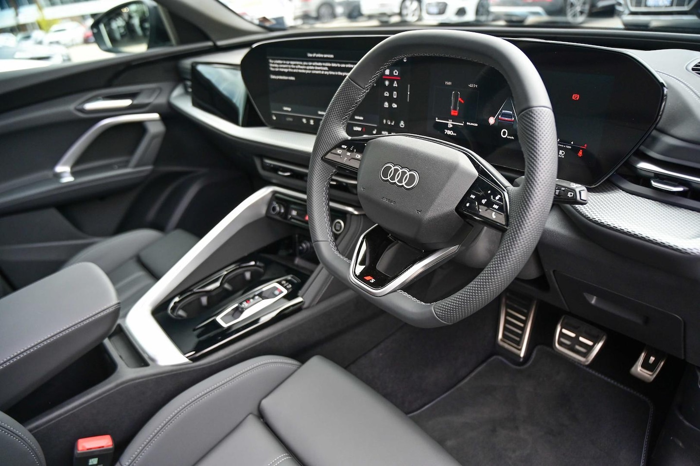 Image about Audi Q5 SUV TDI quattro 150 kW sport
