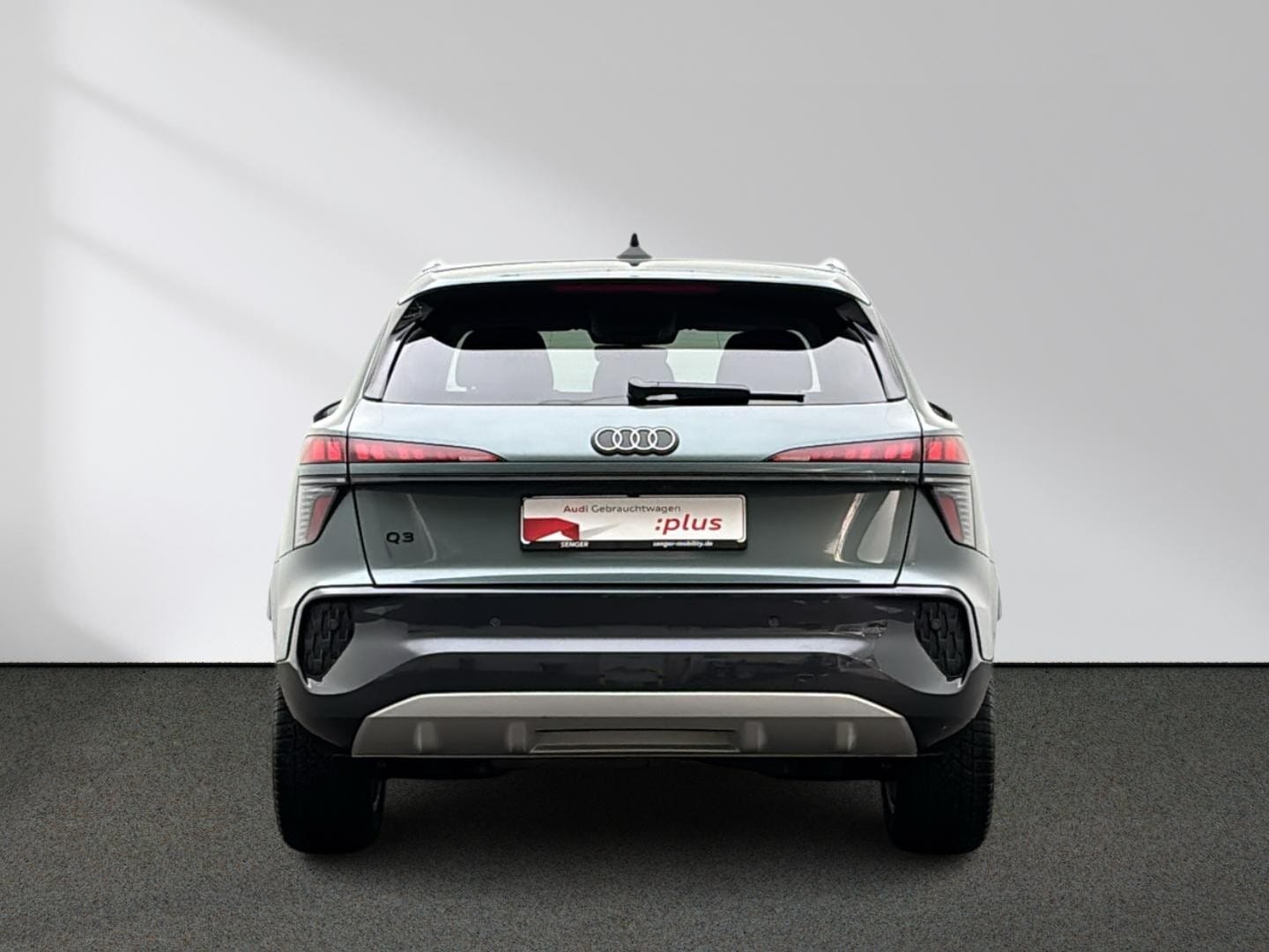 Bild über Audi Q3 SUV TDI 110 kW S tronic - für weitere Informationen kontaktieren Sie den Audi Partner