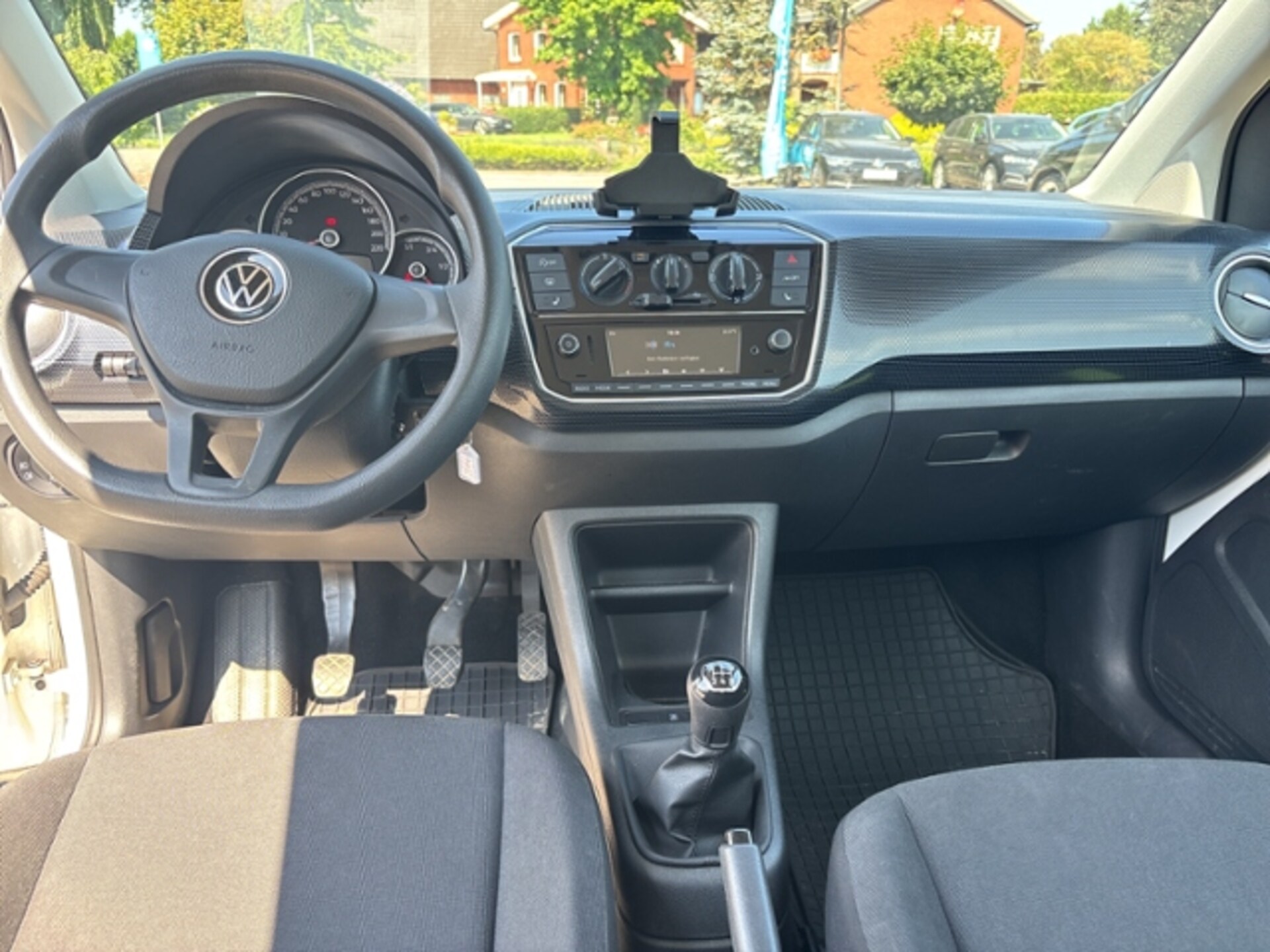 Volkswagen up!