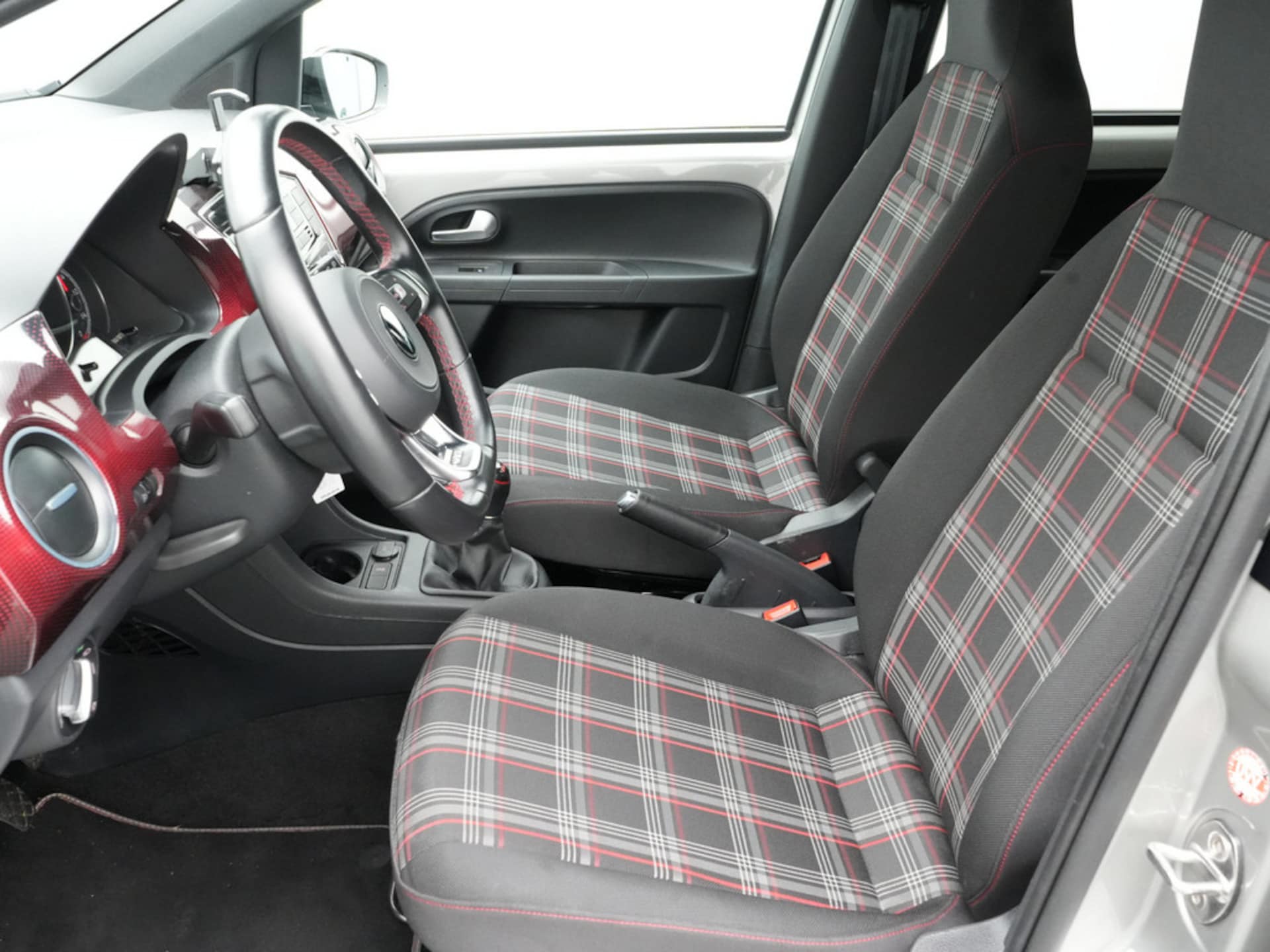 Volkswagen up! GTI