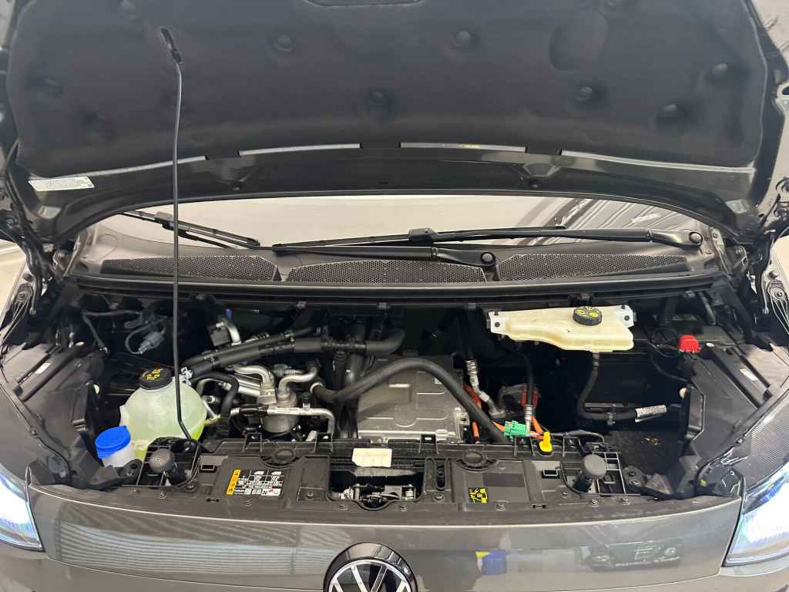 Volkswagen Transporter Pritschenwagen Doppelkabine – Bild 17