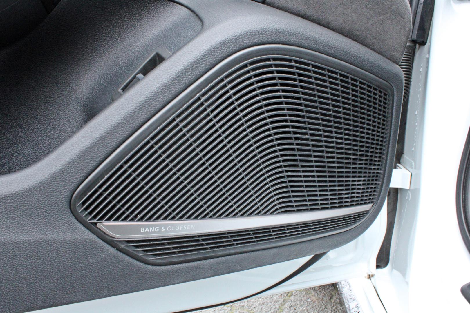 Image about Audi RS 4 Avant TFSI quattro tiptronic