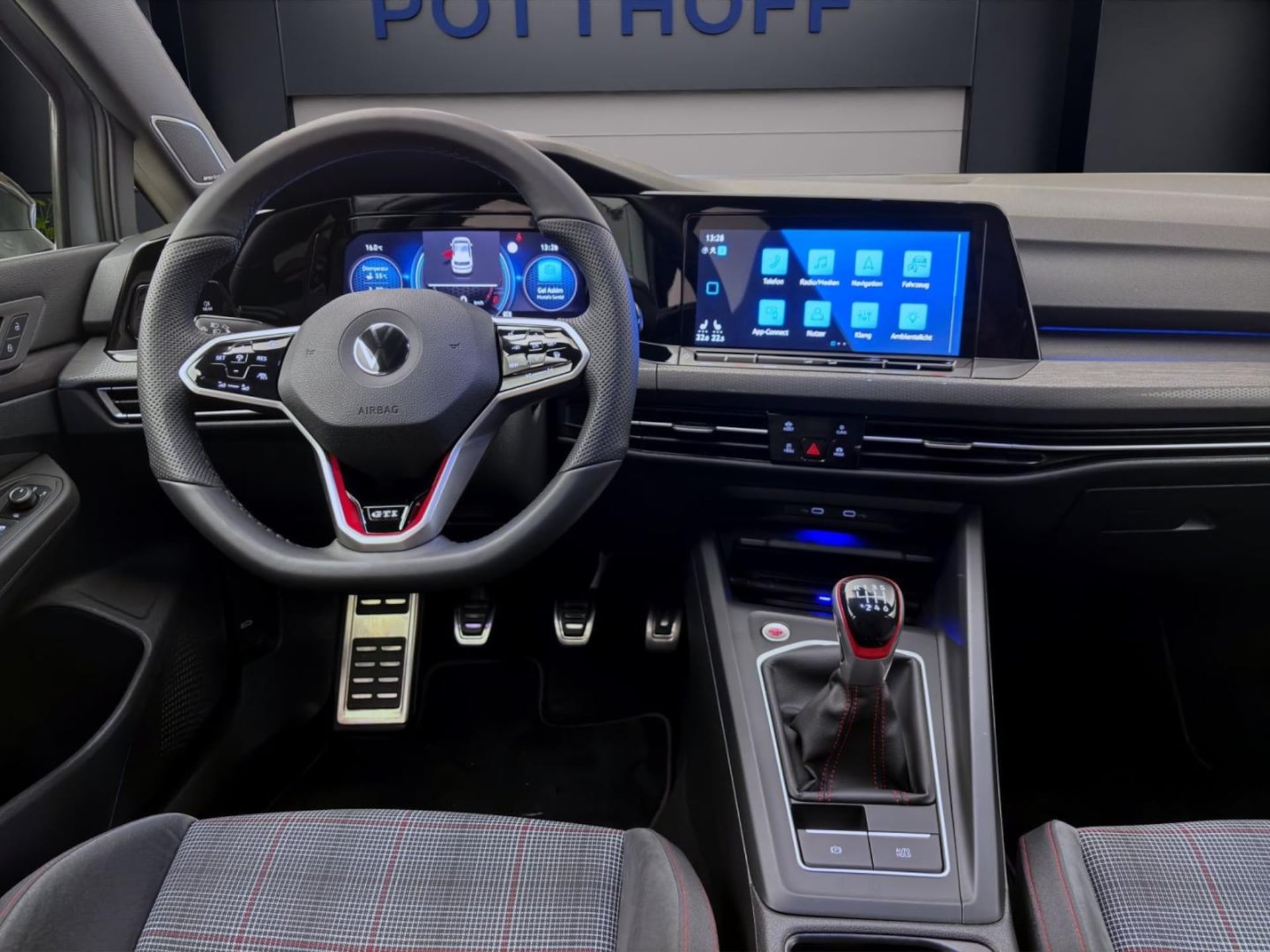 Volkswagen Golf GTI