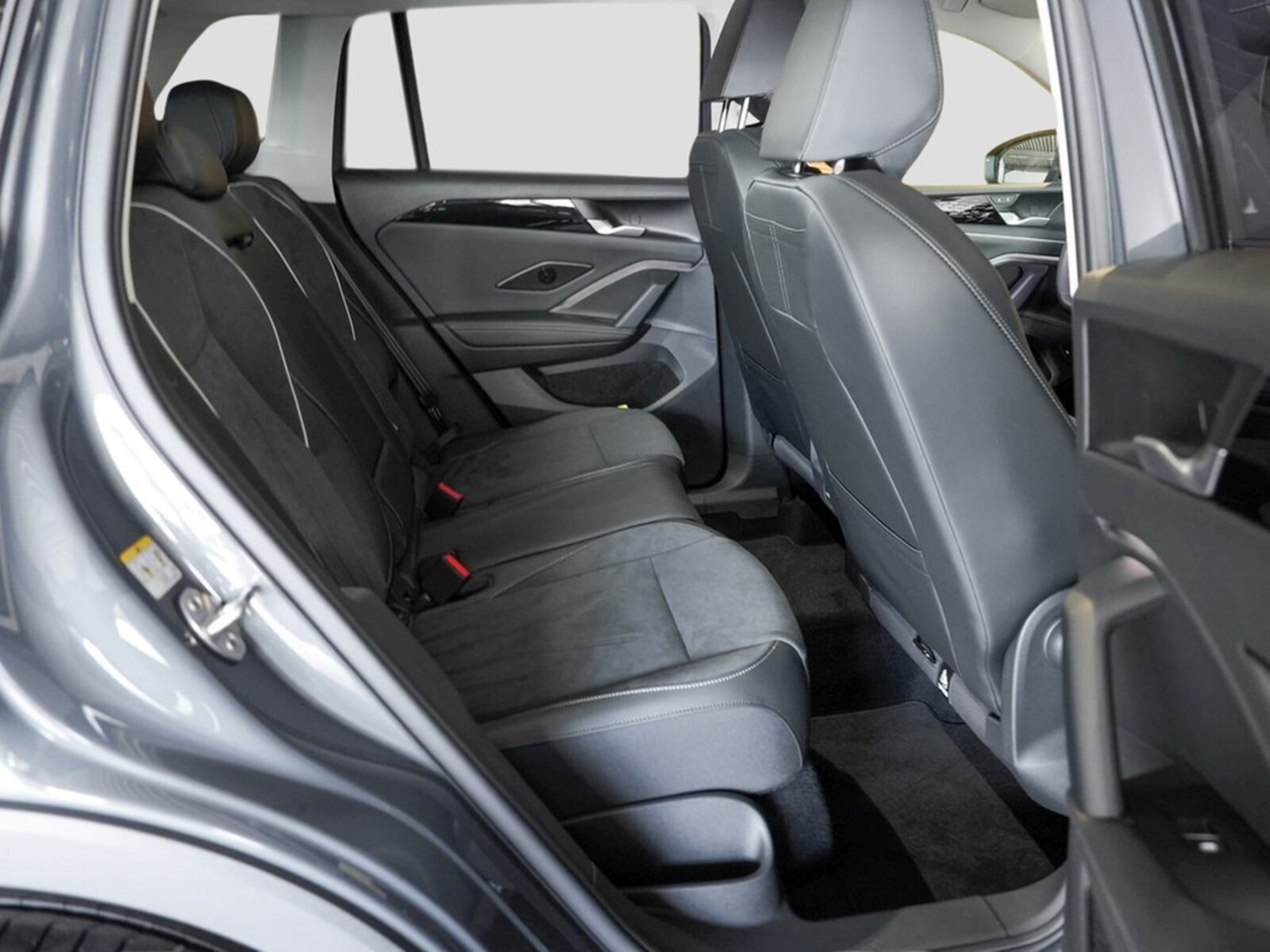 Volkswagen Tiguan – Bild 9