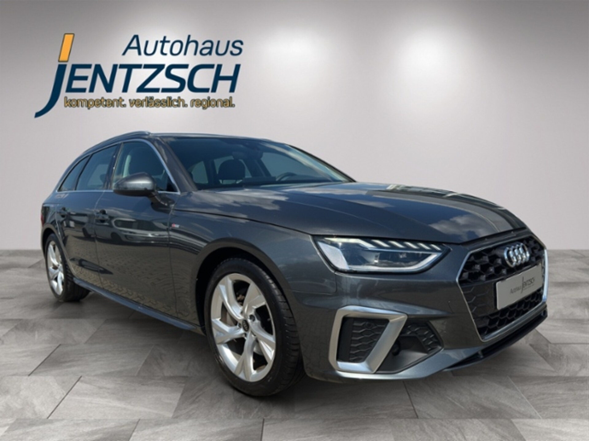 Audi A4 Avant S line