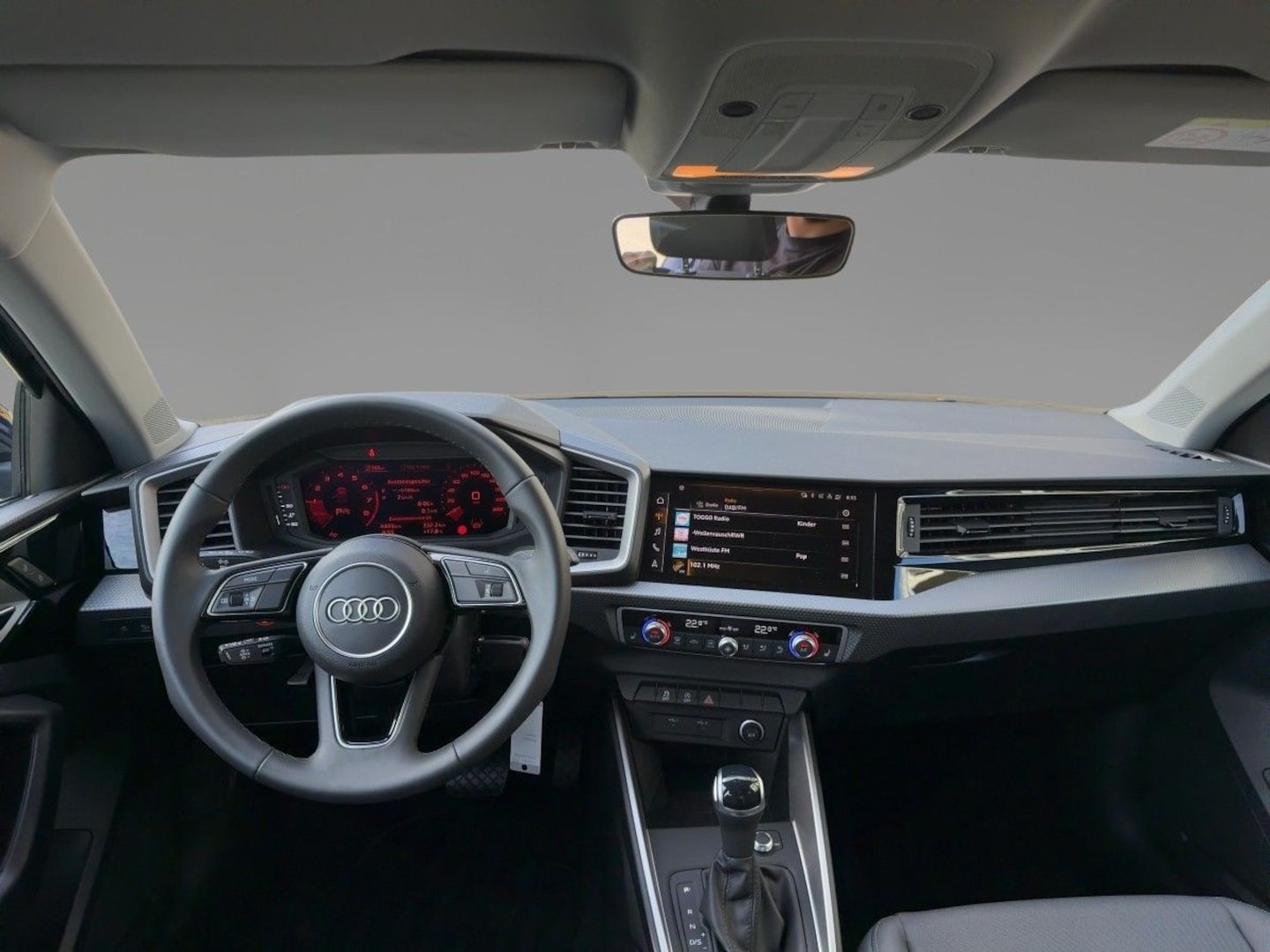 Bild über Audi A1 Sportback S line 25 TFSI S tronic - für weitere Informationen kontaktieren Sie den Audi Partner