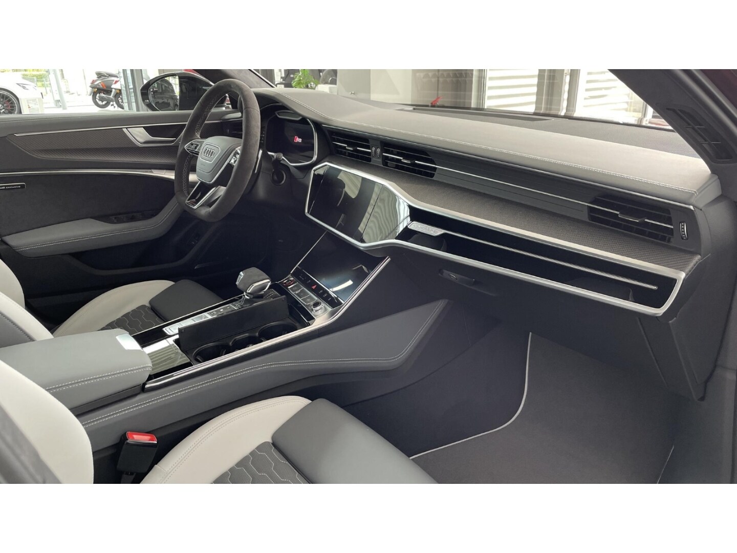 Image about Audi RS 6 Avant TFSI quattro tiptronic