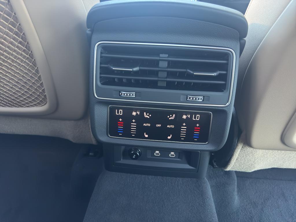 2025 Audi Q7 Premium Plus - Photo 19