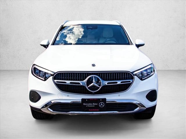 2025 Mercedes-Benz GLC 300