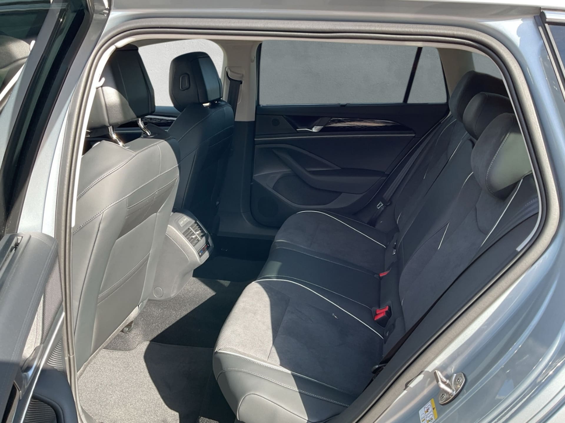 Volkswagen Passat Elegance