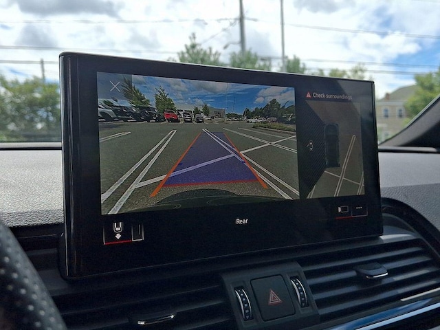 2023 Audi SQ5