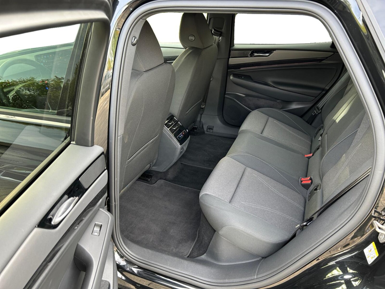 Volkswagen ID.7 Tourer – Bild 12