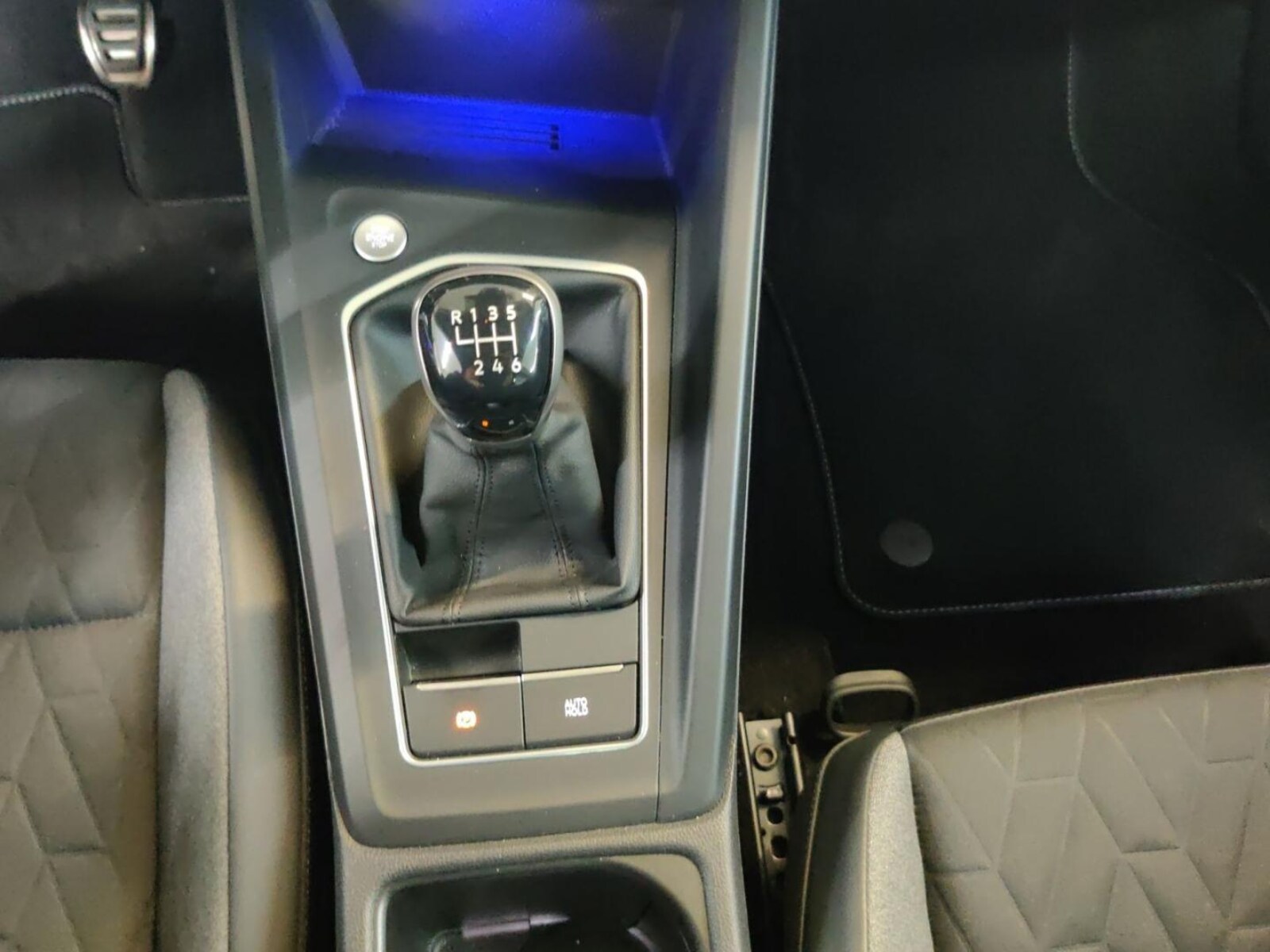 Volkswagen Golf Variant – Bild 11