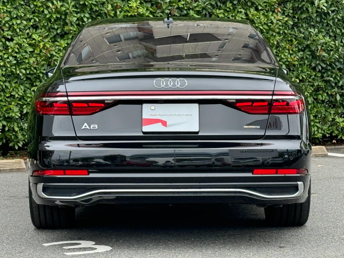 Audi A8 TFSI e