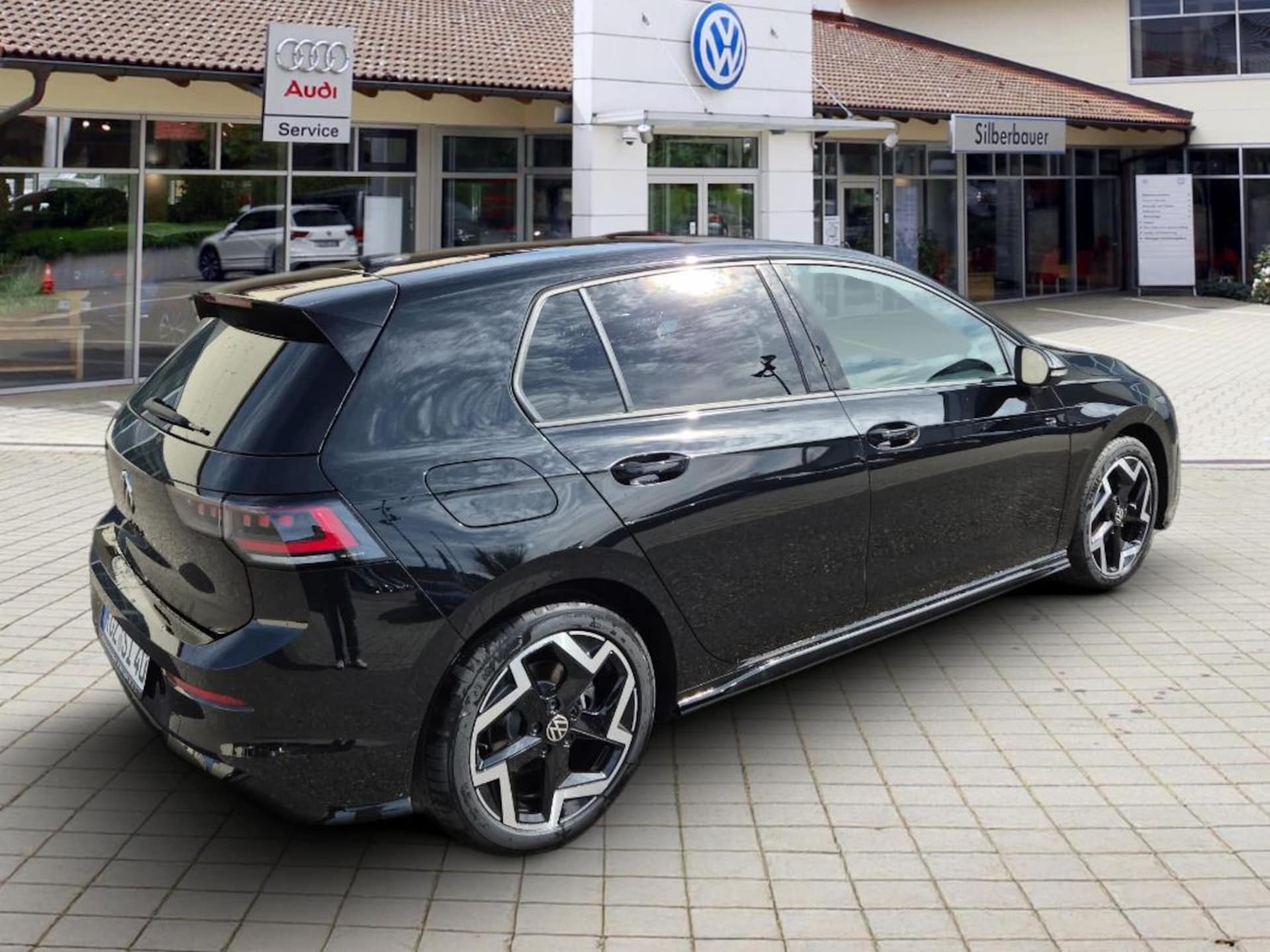 Volkswagen Golf R-Line
