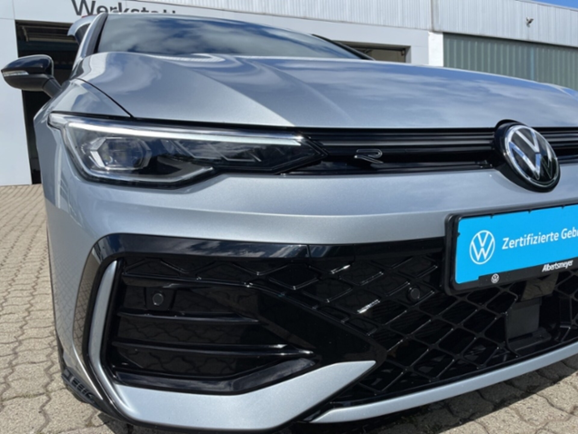 Volkswagen Golf Variant R-Line