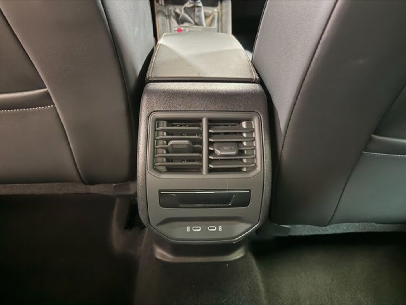 CUPRA Leon Sportstourer 1.5 TSI 110 kW (150 CV) — photo 11