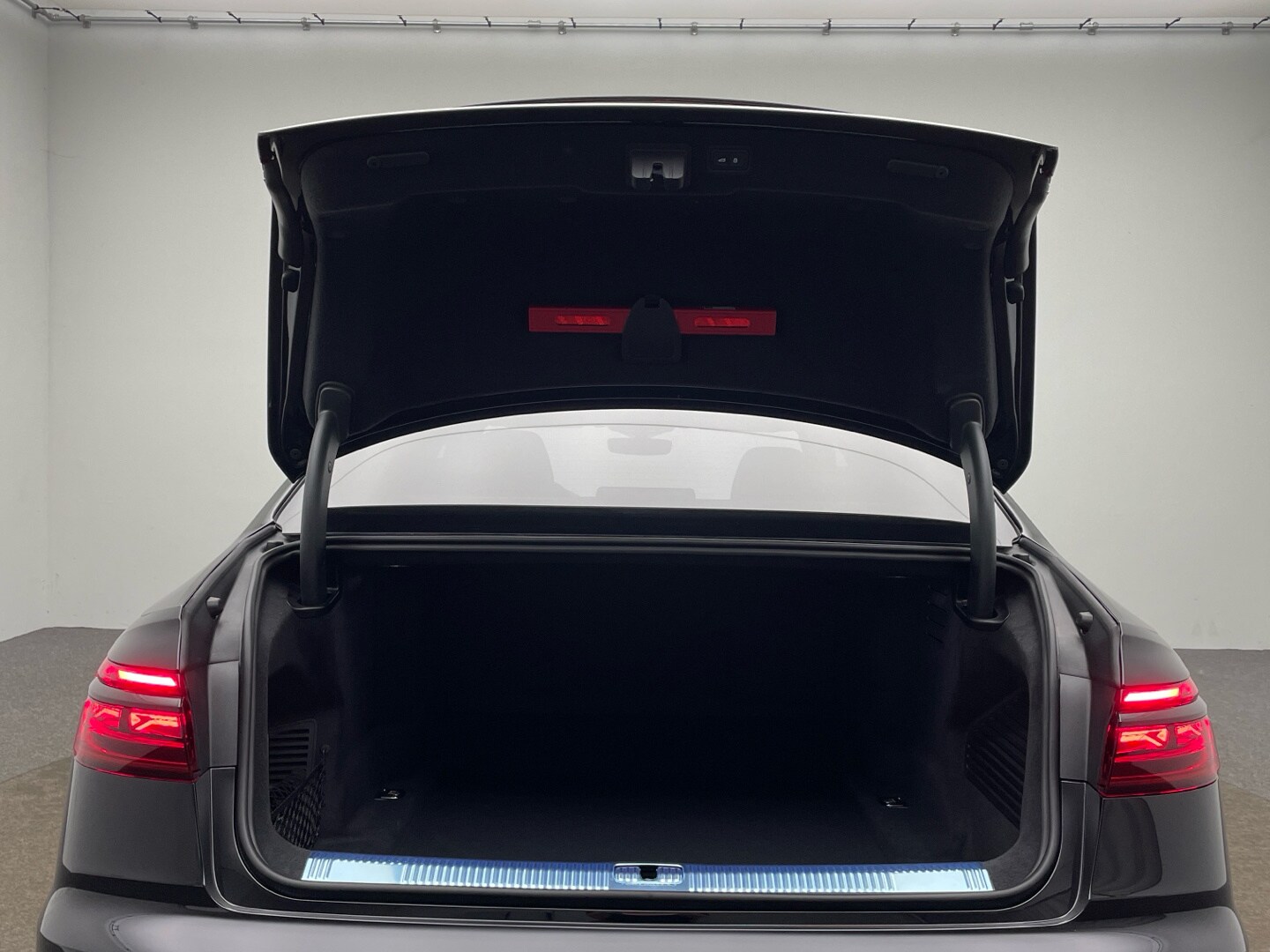 Image about Audi A8 50 TDI quattro tiptronic