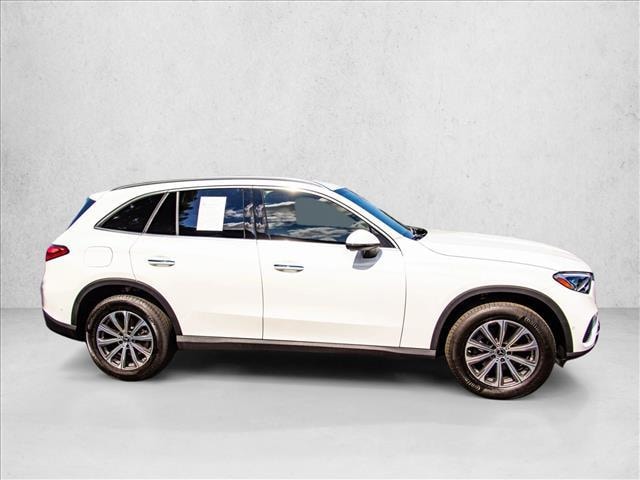 2025 Mercedes-Benz GLC 300