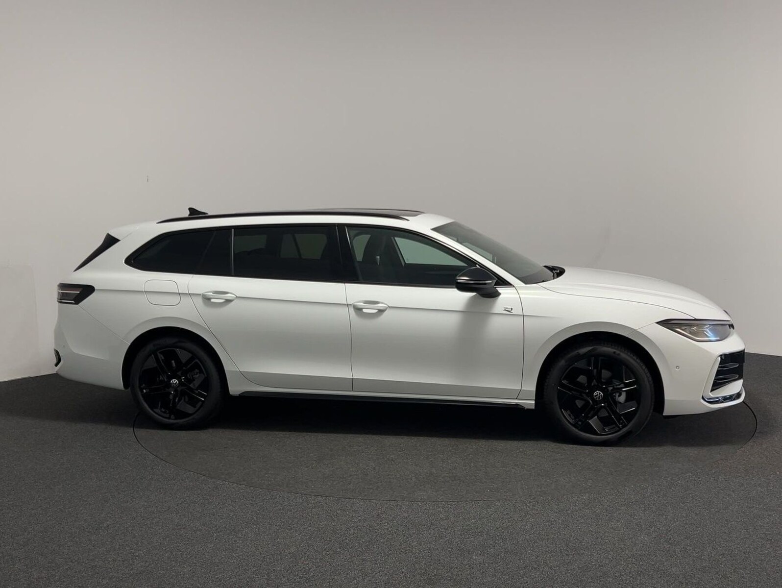 Volkswagen Passat – Bild 3