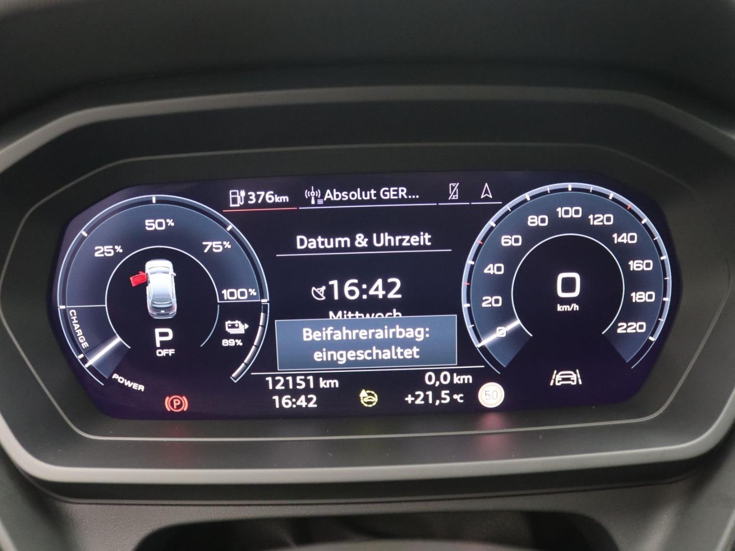 Bild über Audi Q4 e-tron 40 e-tron - für weitere Informationen kontaktieren Sie den Audi Partner
