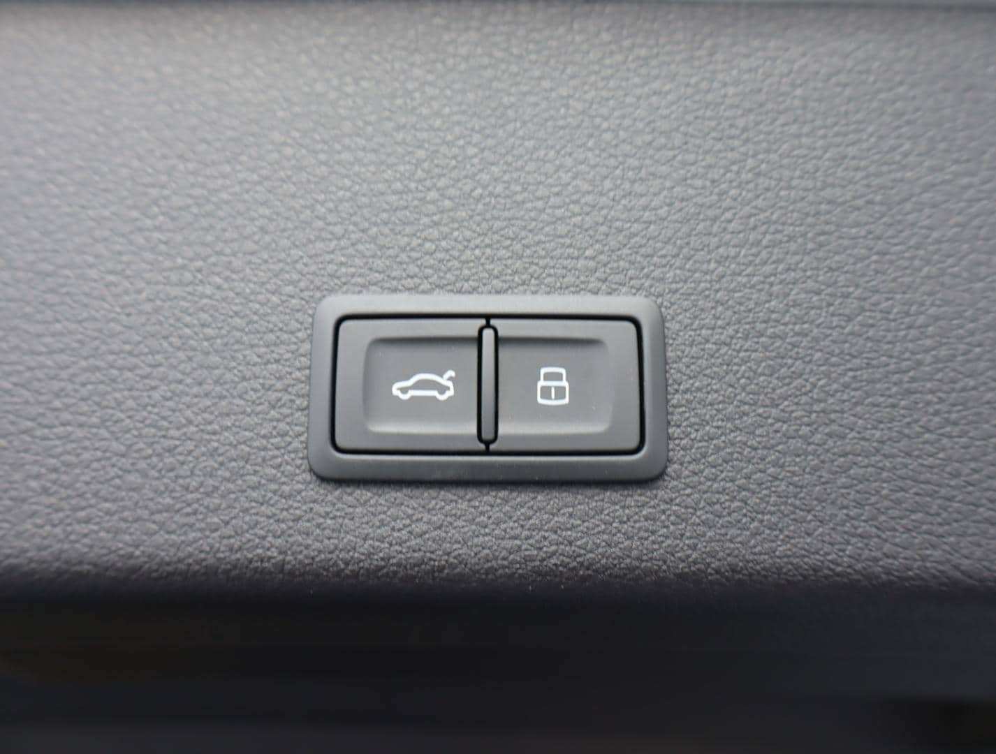 Audi Q8 e-tron 55 e-tron S line for more details contact your dealer