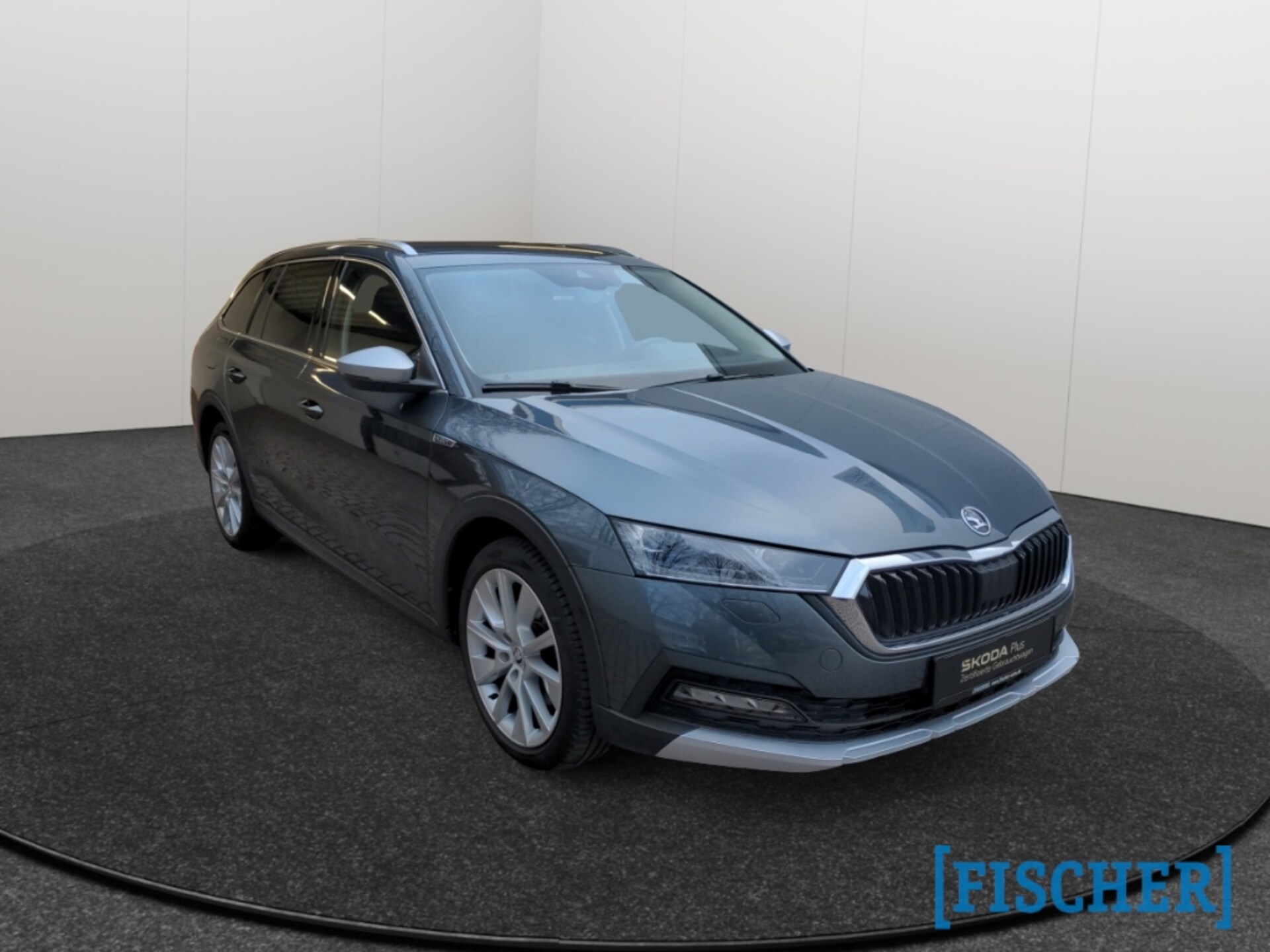 Skoda Octavia Combi SCOUT