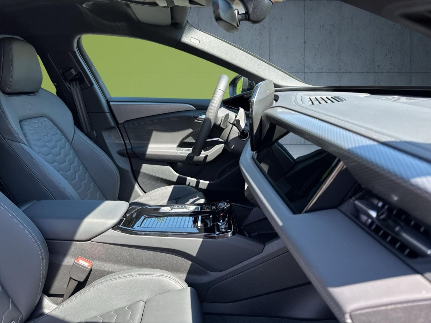 Bild über Audi A6 Sportback e-tron e-tron 210 kW - für weitere Informationen kontaktieren Sie den Audi Partner