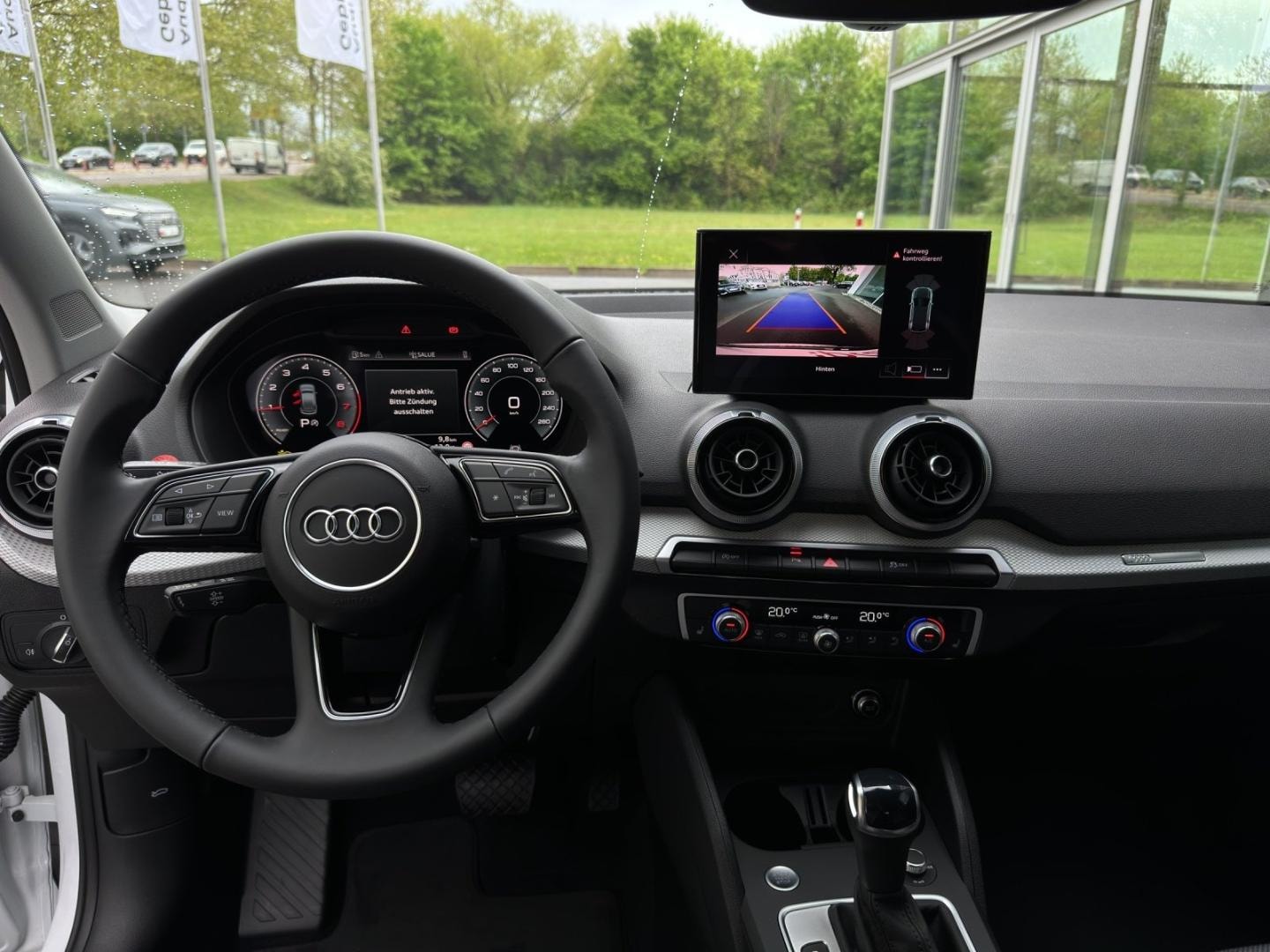 Bild über Audi Q2 S line 35 TFSI S tronic - für weitere Informationen kontaktieren Sie den Audi Partner