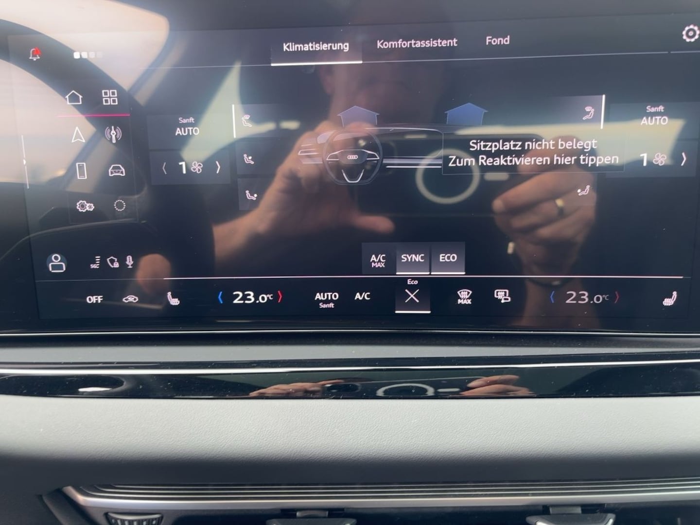 Bild über Audi A6 Avant TDI 150 kW S tronic - für weitere Informationen kontaktieren Sie den Audi Partner