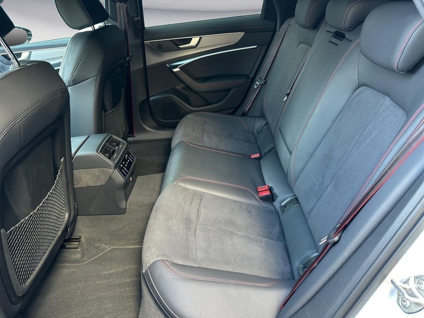 Bild über Audi S6 Avant TDI quattro tiptronic - für weitere Informationen kontaktieren Sie den Audi Partner