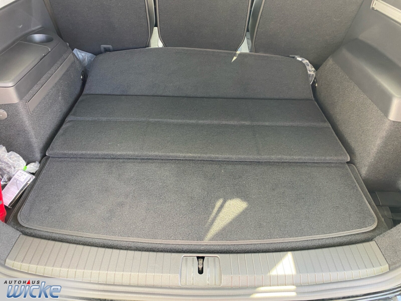 Volkswagen Touran – Bild 17