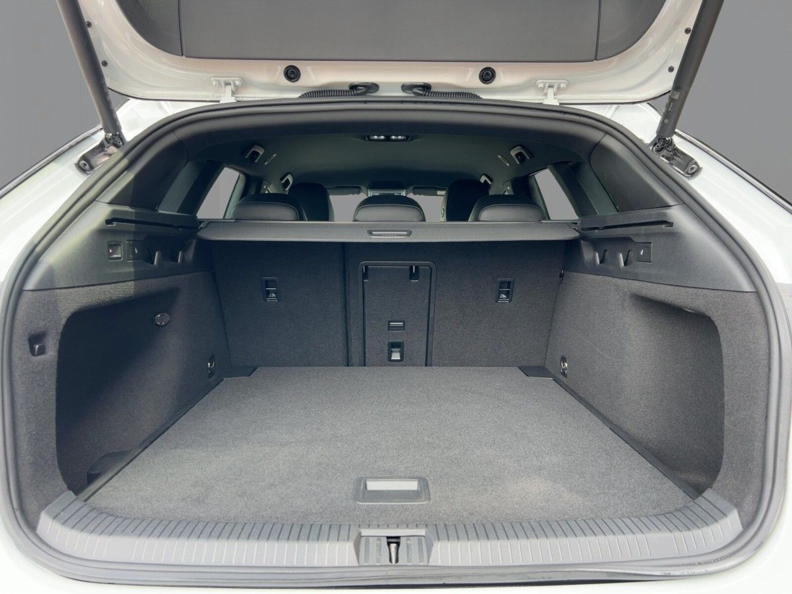 Volkswagen ID.7 Tourer – Bild 7