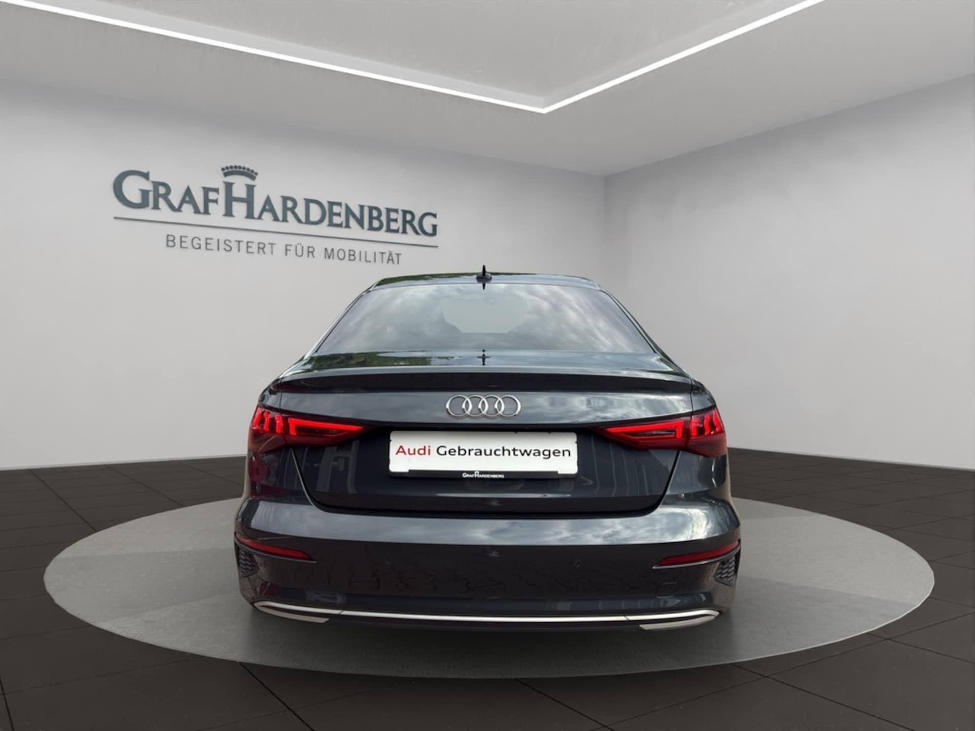 Audi A3 Limousine edition one
