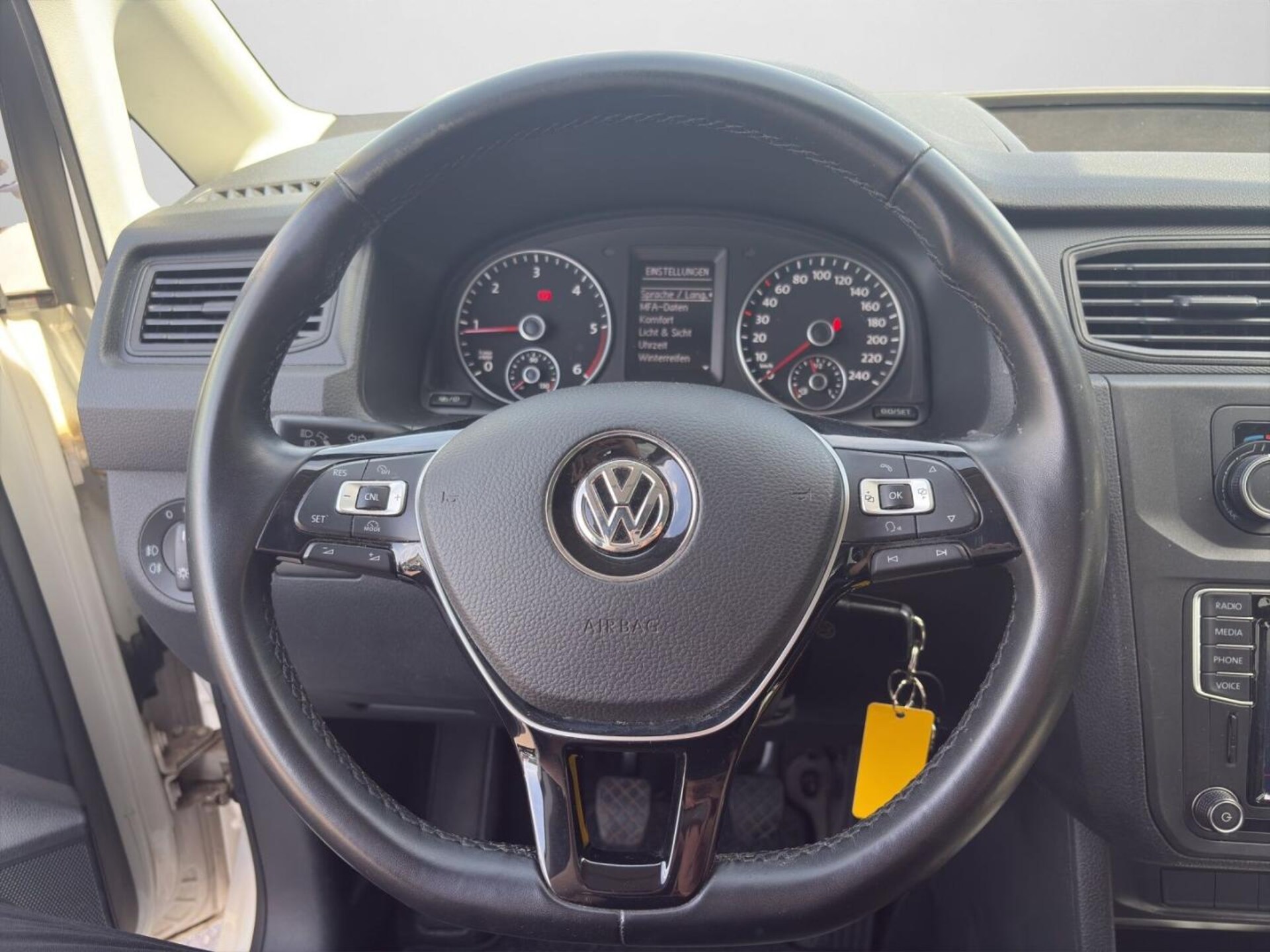 Volkswagen Caddy Kombi Basis-Modell
