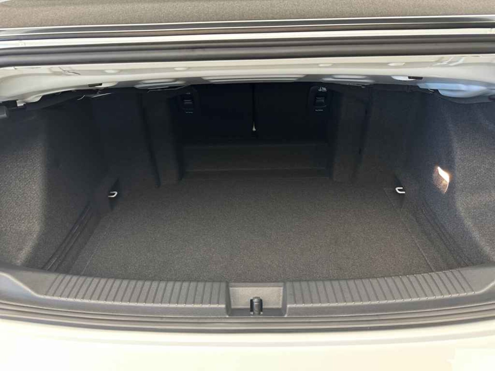 Volkswagen T-Roc Cabriolet – Bild 8