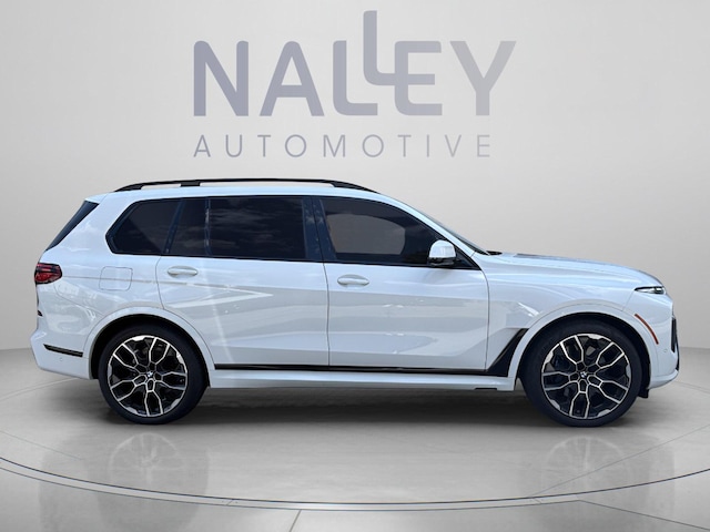 2025 BMW X7