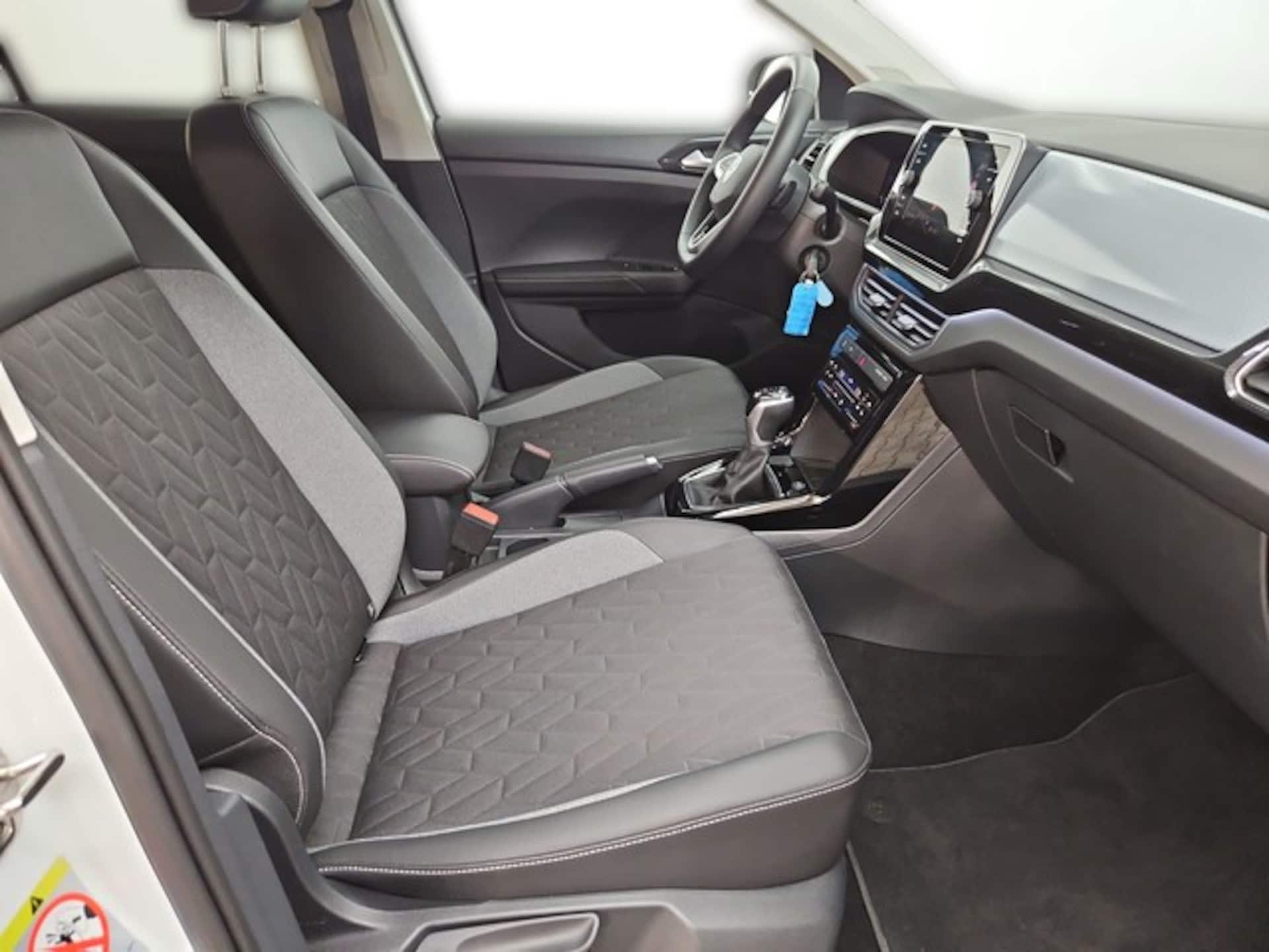 Volkswagen T-Cross Life