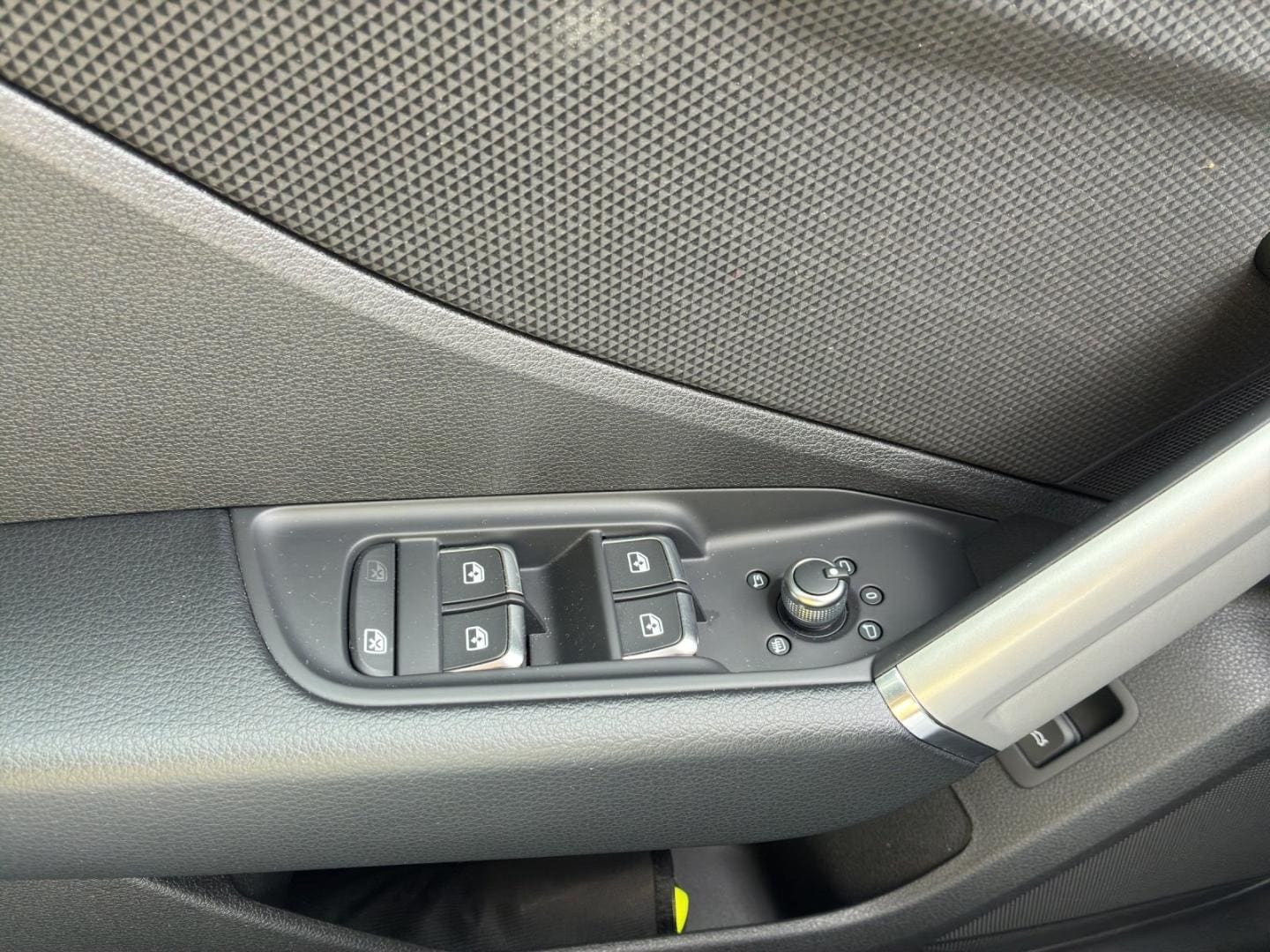 Bild über Audi Q2 S line 35 TFSI S tronic - für weitere Informationen kontaktieren Sie den Audi Partner