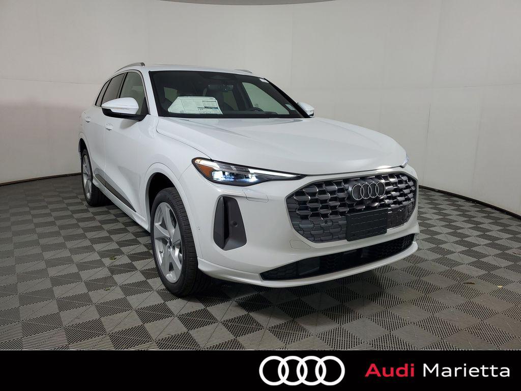 2026 Audi Q5 Premium Plus quattro's photo