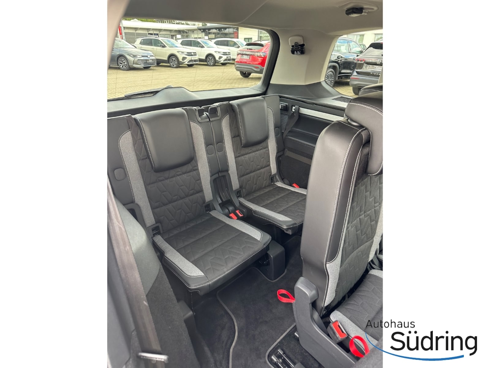 Volkswagen Touran – Bild 12