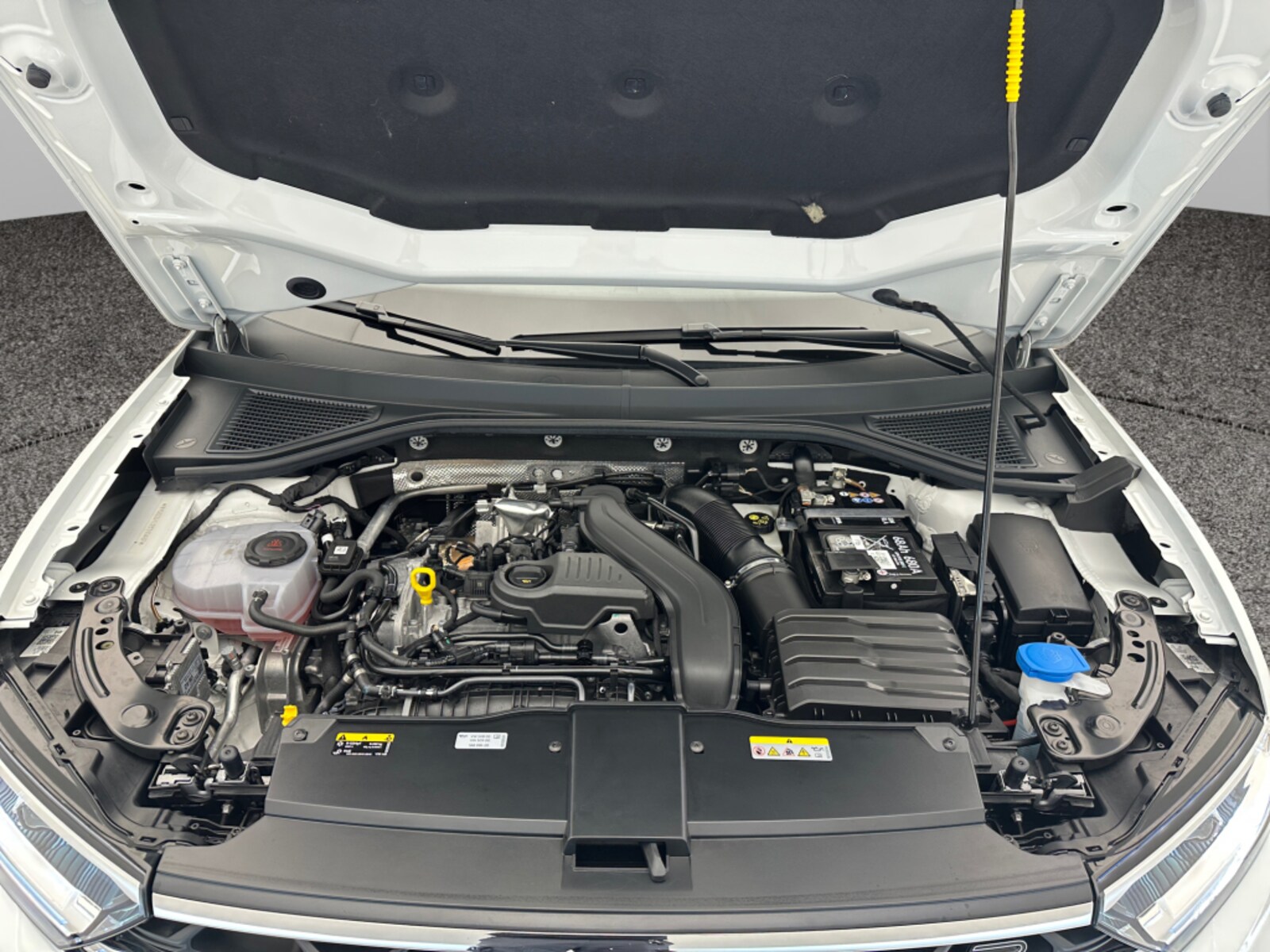 Volkswagen T-Roc Cabriolet – Bild 16
