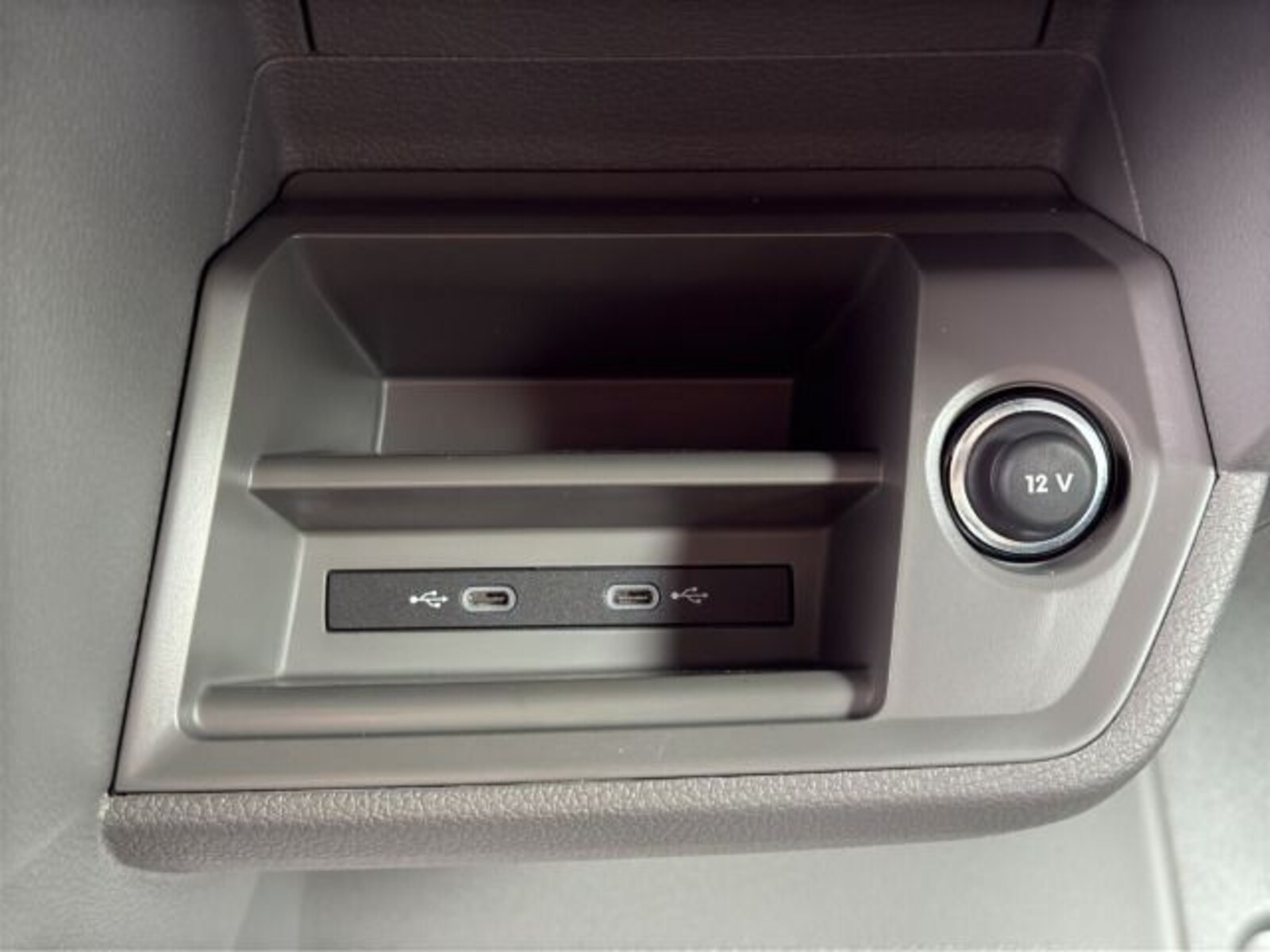 Volkswagen Crafter Kasten mittlerer Radstand – Bild 17