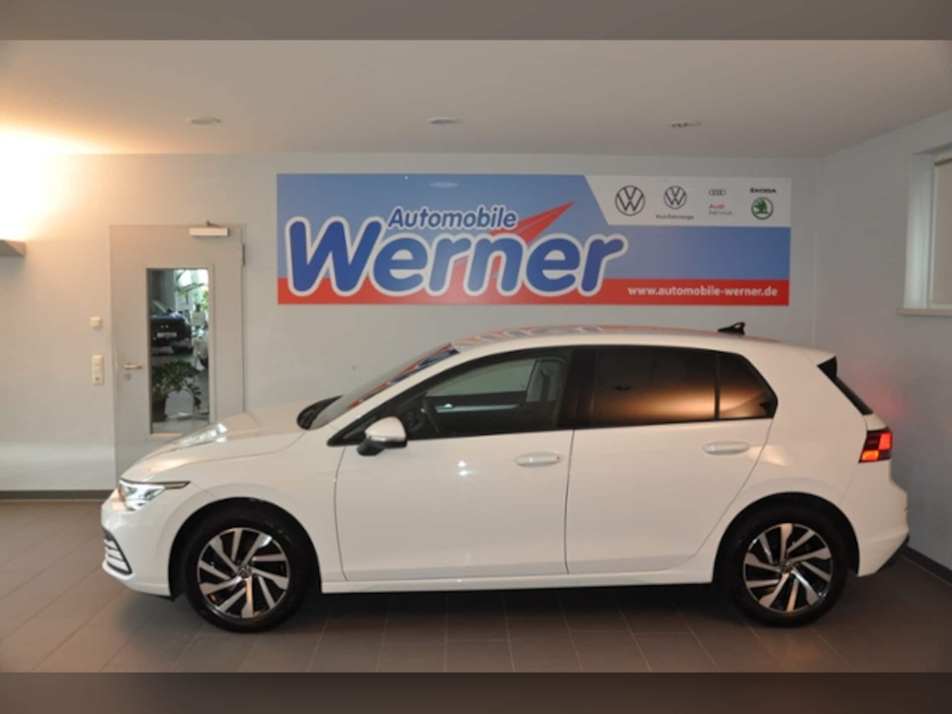Volkswagen Golf Life